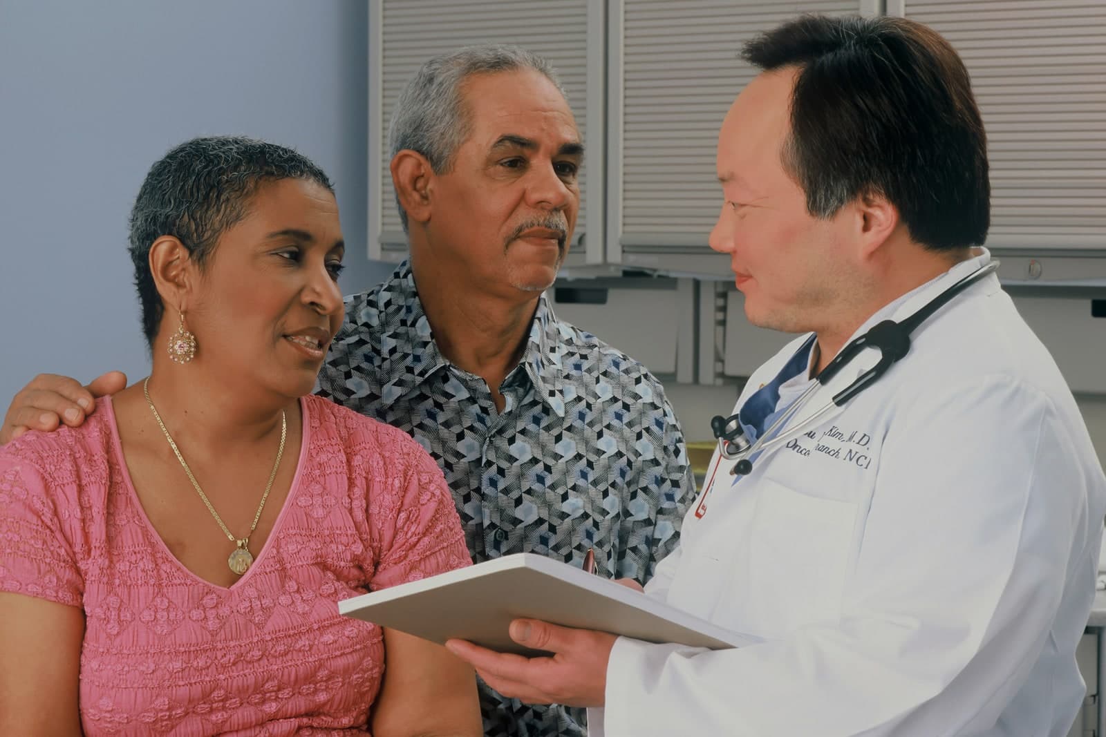 Coordinator speaking with an international patient family